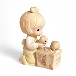 Precious Moments “Always Room for One More” Figurine | 1988 vintage collectible